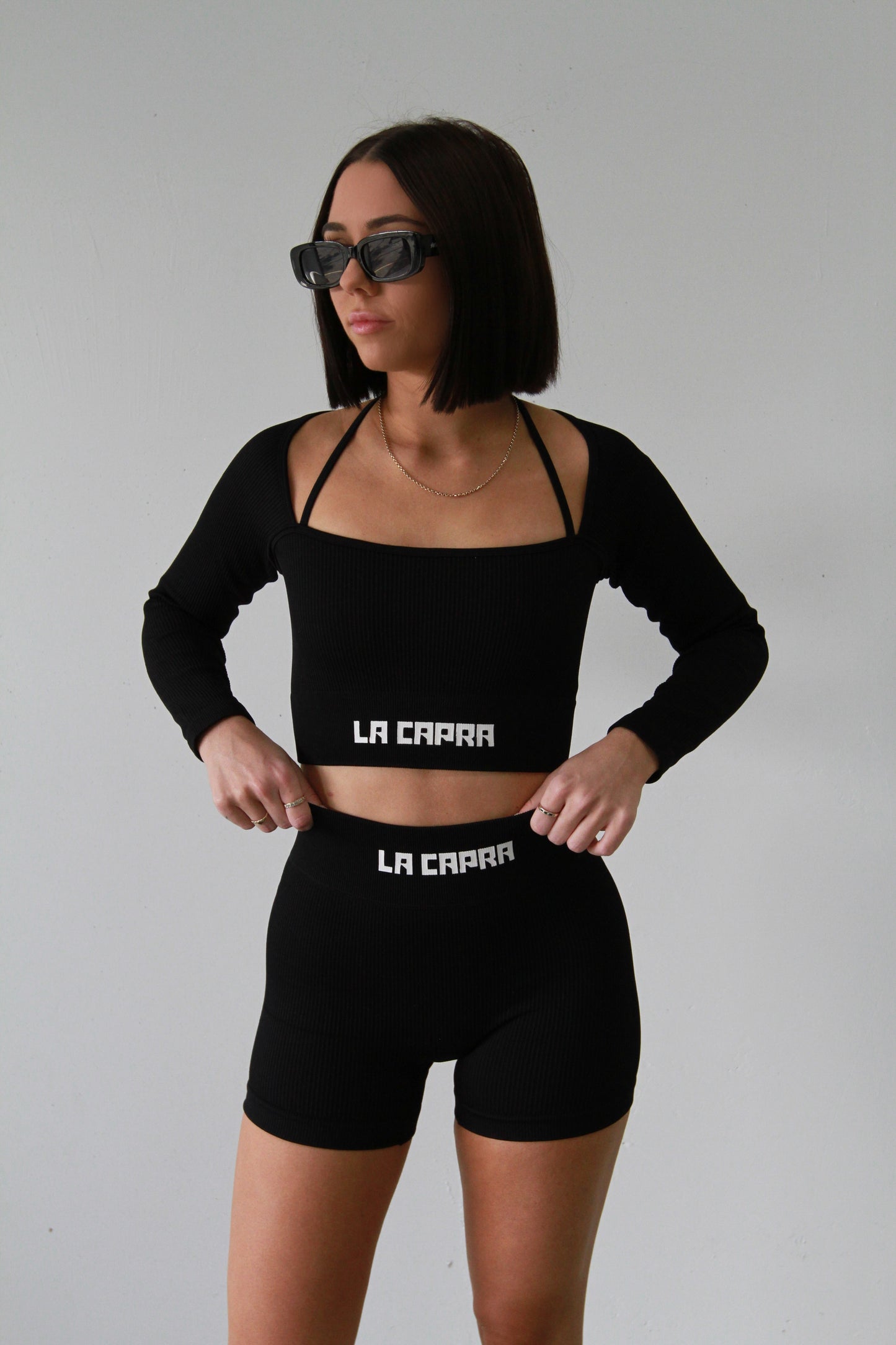 Black V1 Ribbed Long Sleeve Crop